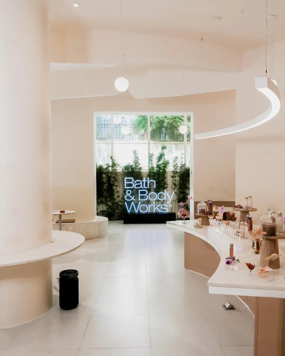 Bath & Body Works display inside LÀ LÁ Bakeshop