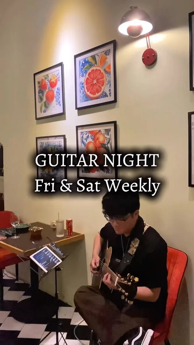 La Lola weekly Friday and Saturday guitar programme at its two branches