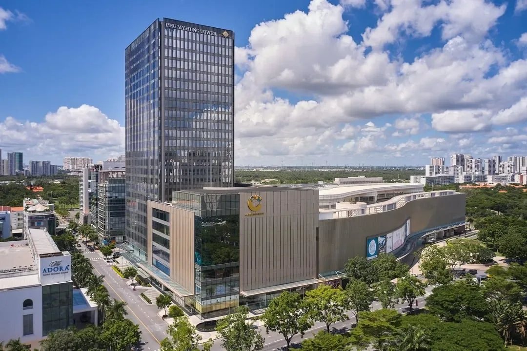 Aerial daytime view of Crescent Mall and the adjoining tower in Phu My Hung