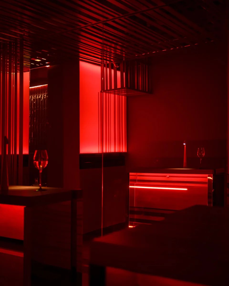 Red-lit cocktail lounge at Lại La, 26 Ho Tung Mau